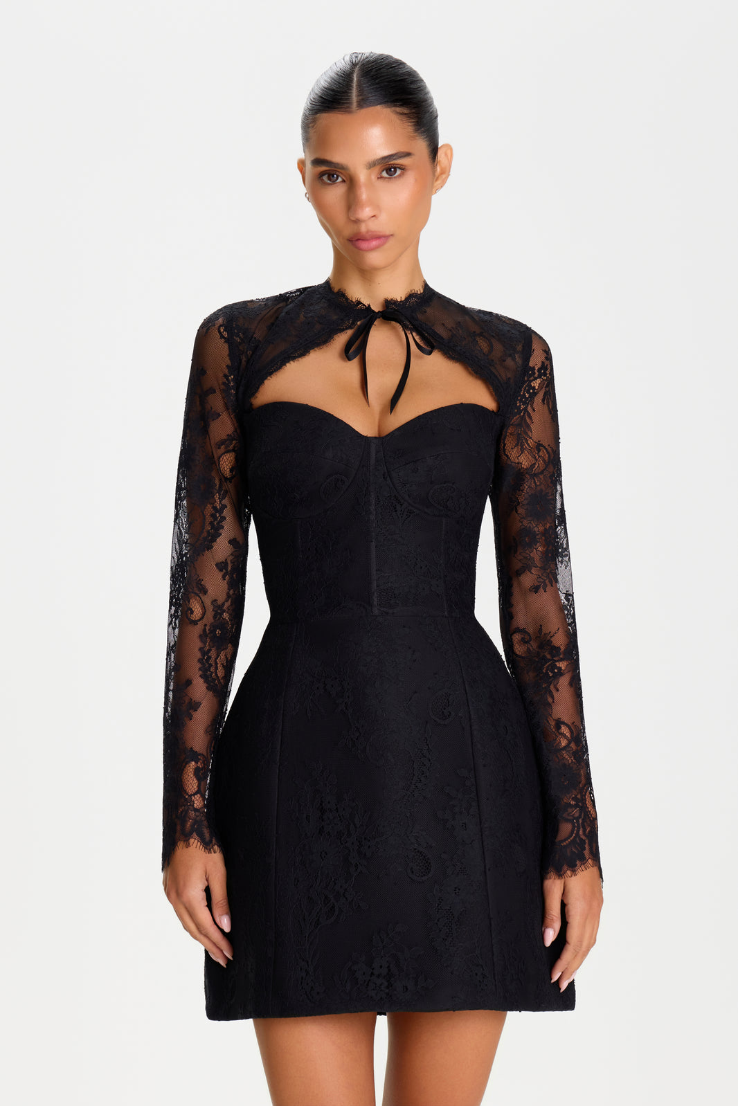 Macie Schwarzes Kleid