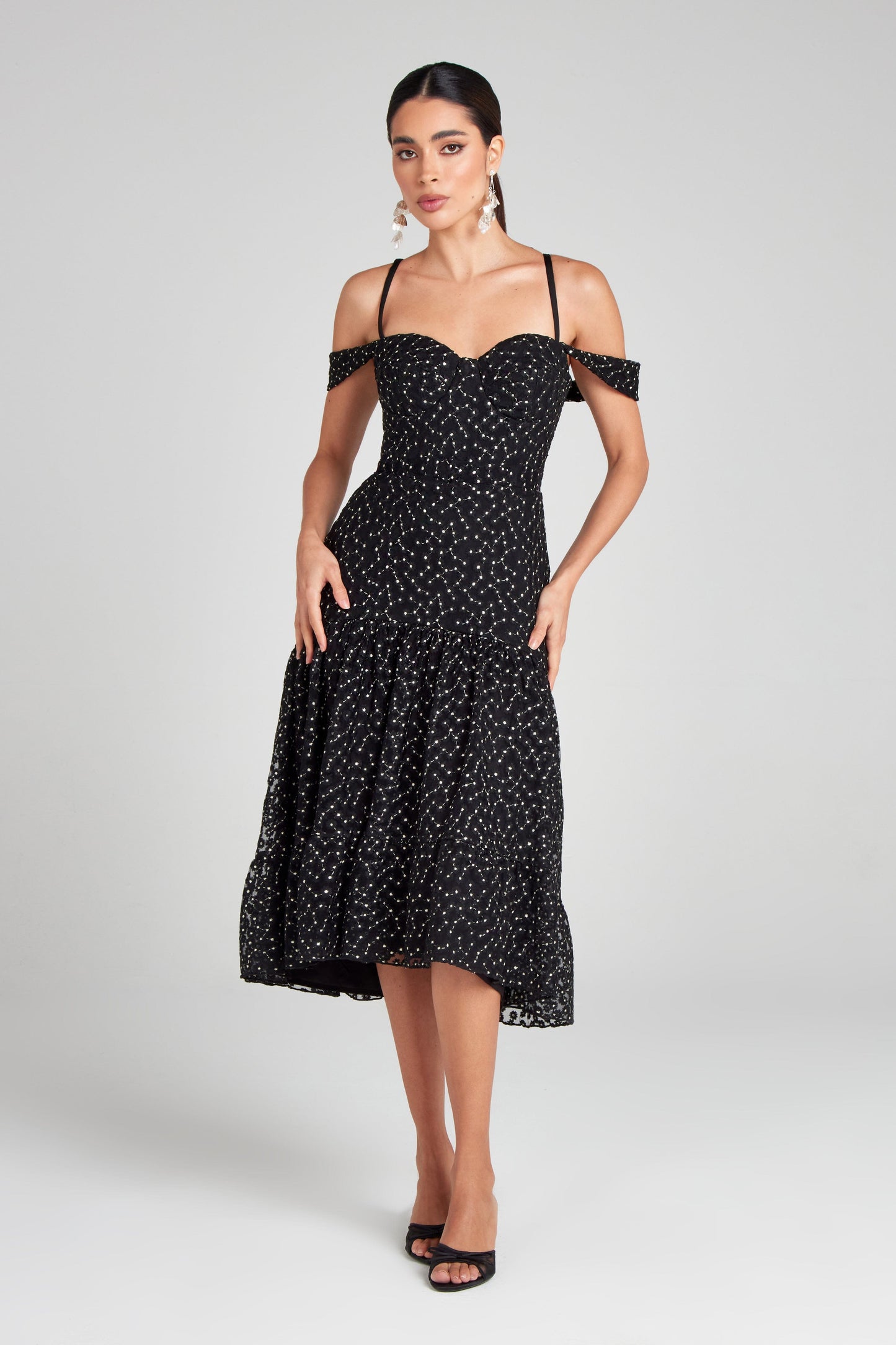 Madeline Schwarzes Kleid