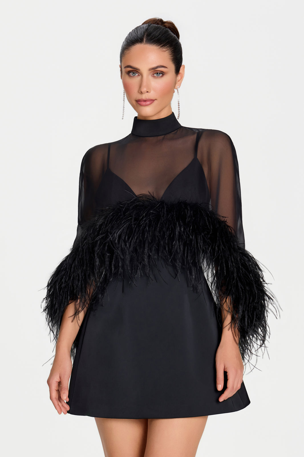 Mindy Schwarzes Kleid