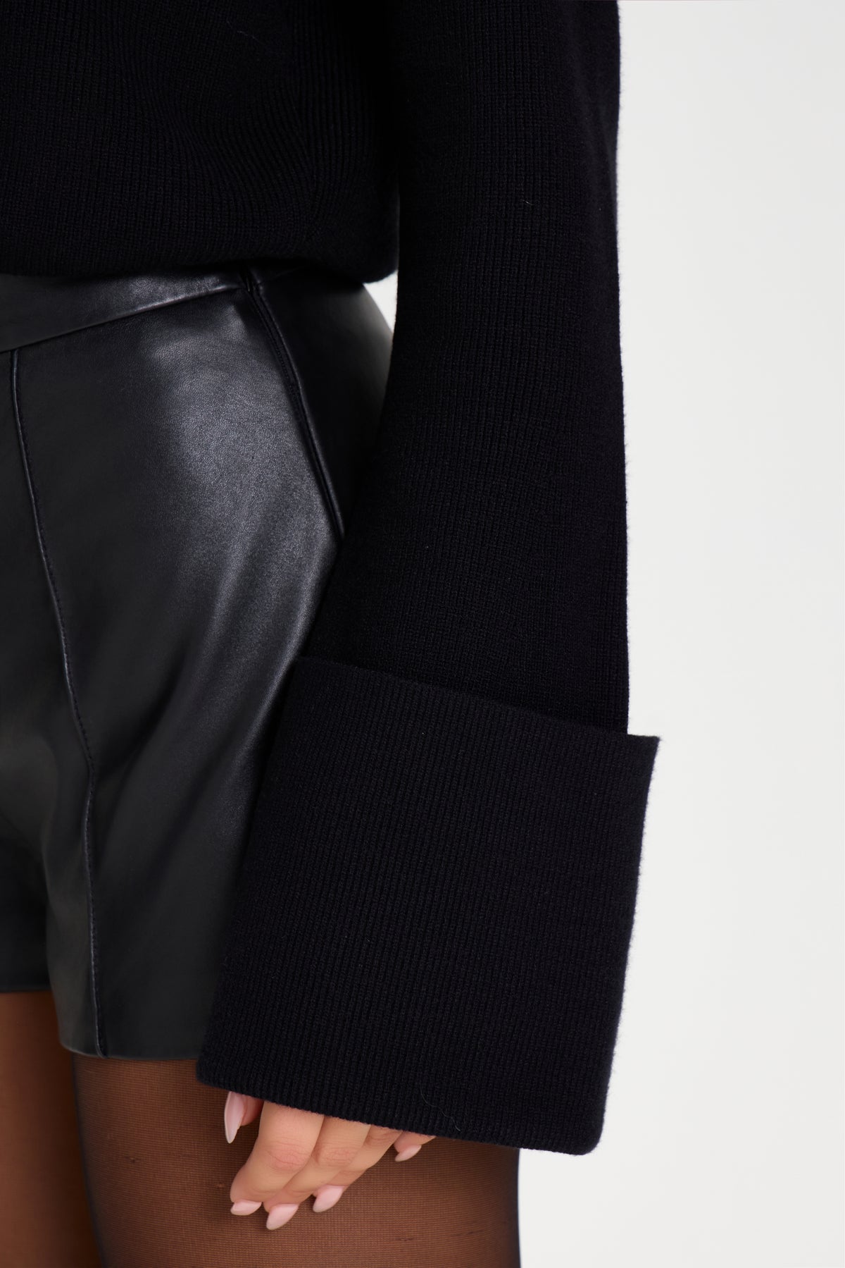 Amber Schwarzer Knit Bodysuit