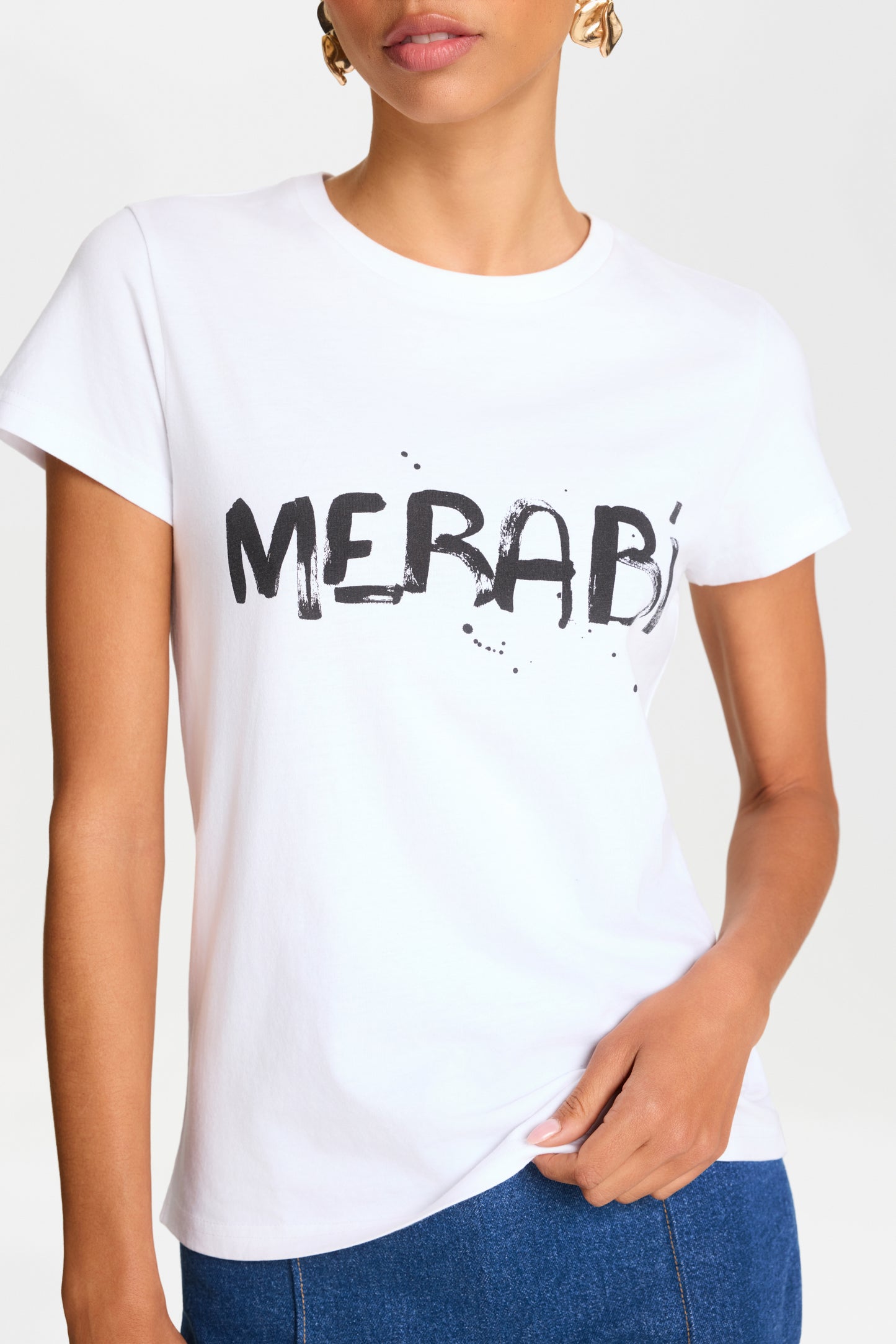MERABI Weisses Logo T-Shirt