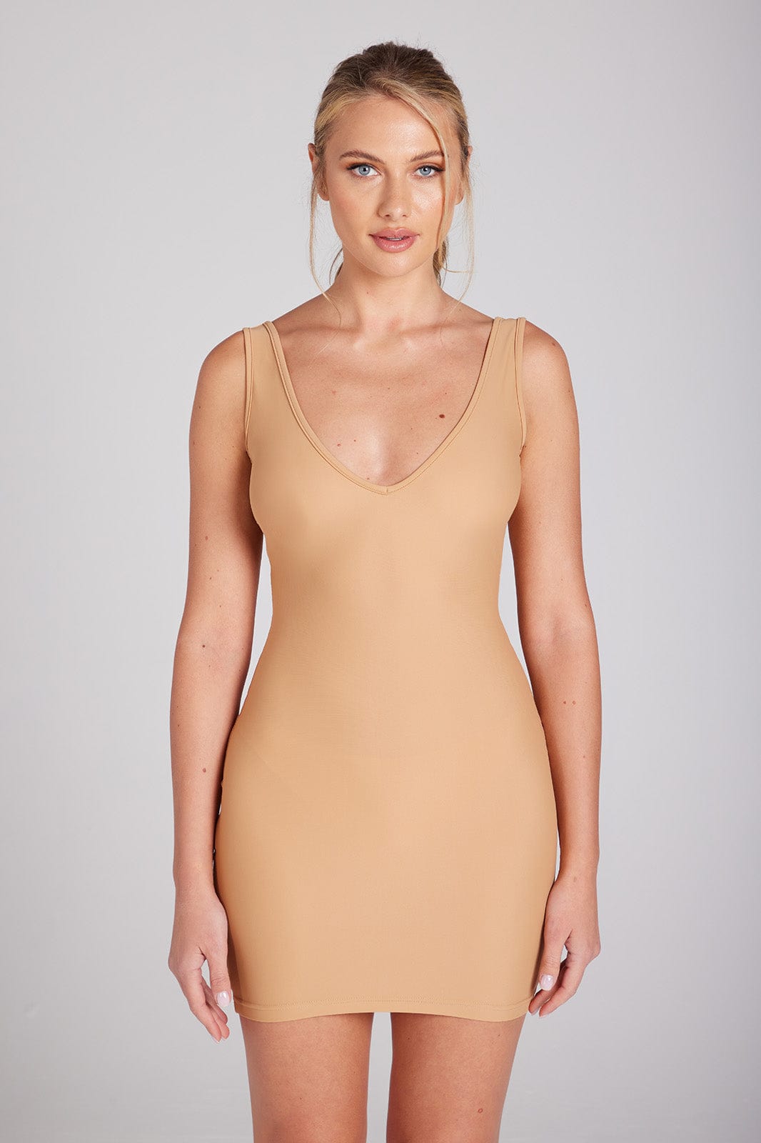 NADINE MERABI M / Light Nude Straight Slip