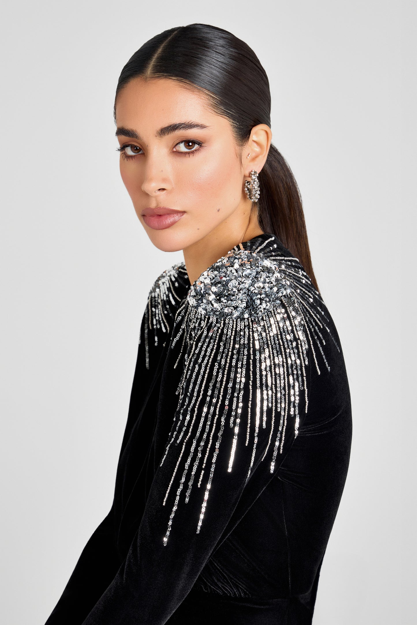 Tyra Schwarzes Kleid